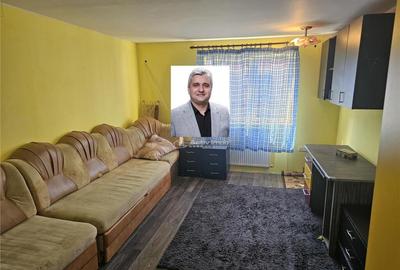 Resita, 2 Cam. Dec., Mobilat Utilat, Micro 4 - 11