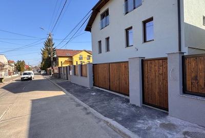 Casă cu 4 camere în Gruia