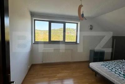 Casă cu Teren 1654 Mp în Valea - 20