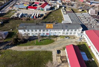 Spațiu industrial, de 5,211 mp, în Central - 2