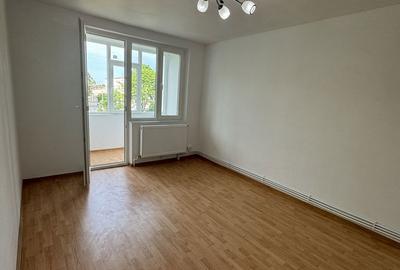 Apartament cu 3 camere decomandat în Central - 4
