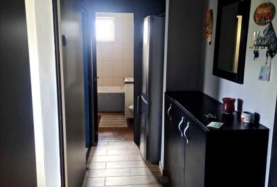 Apartament cu 2 camere decomandat în UTA - 5