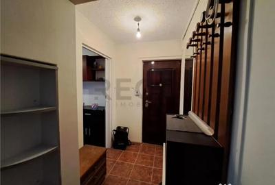 Apartament cu 4 camere decomandat în Salonta - 8