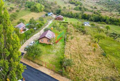 Teren Investitie- 1730 mp-Cabana construita 60 mp - 3