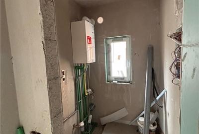 Casă cu 3 camere cu Teren 388 Mp în Central - 1