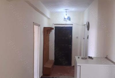 Ap. 2 camere, decomandat, NEAMENAJAT, 53m2, etaj 4 4, bloc CEC, Panciu - 1