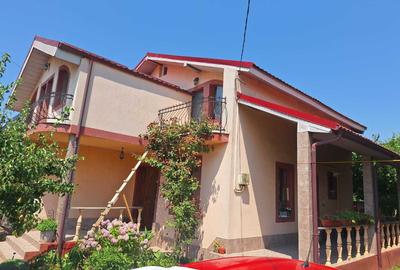 Casă cu 4 camere în Costi - 8