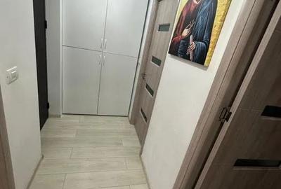 Apartament cu 2 camere, mobilat în Central - 1