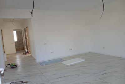 Casa 4 camere, Crevedia-Manastirea - 10