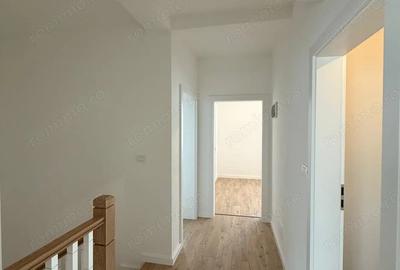 Casă cu 4 camere cu Teren 290 Mp în Central - 2