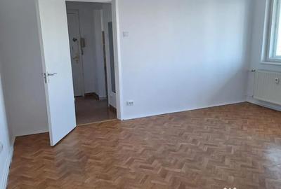 Apartament cu 3 camere semidecomandat în Drumul Taberei - 5