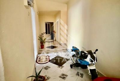 Casă individuală cu 7 camere cu Canalizare în Central - 16