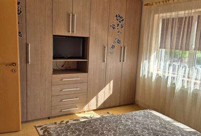 Apartament cu 3 camere decomandat în Trei Stejari - 7