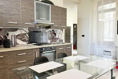 Apartament cu 3 camere semidecomandat în Central - 2