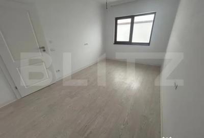 Casă cu 5 camere cu Teren 250 Mp în Central