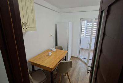 Apartament cu 3 camere decomandat în Eremia - 5