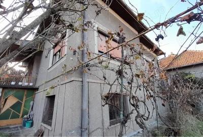 Casă cu 4 camere în Central - 10