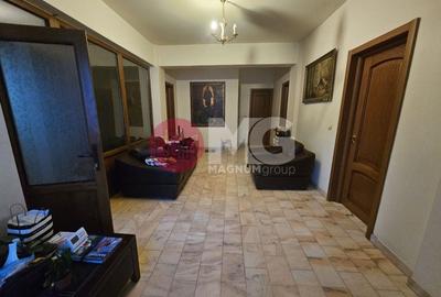 Casă Impresionantă de Vânzare Vitan ideal pentru Locuință sau Business - 4