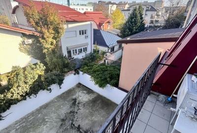 Vila de inchiriat-Finisaje la alegere-Renovata 2025-Destinatie multipla - 9