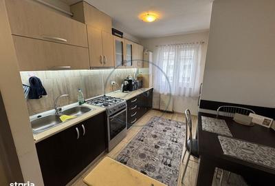 Apartament cu 2 camere semidecomandat, mobilat în Central
