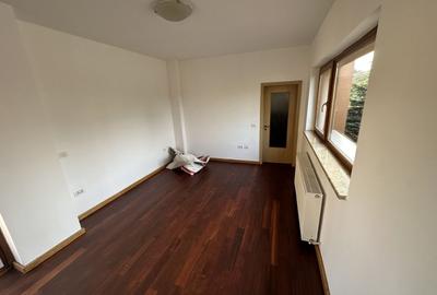 Proprietate cu piscina Dumbravita - 14