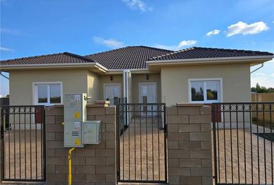 Duplex cu 3 camere cu Teren 310 Mp în Moșnița Nouă - 1