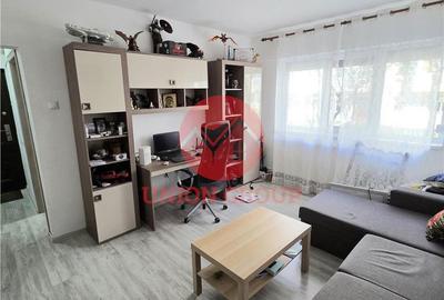 Apartament cu 2 camere semidecomandat în Casa de Cultură - 7