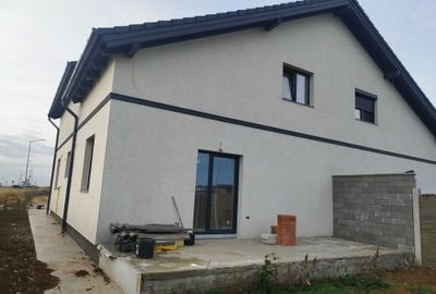 Casă cu 4 camere în Giarmata - 7