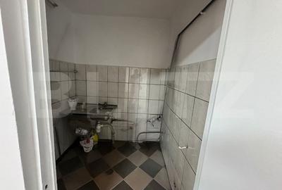 Spatiu comercial de inchiriat 25mp, zona Cetate - 4