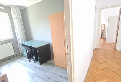 Central,   Circumvalatiunii Central,   Circumvalatiunii - 10