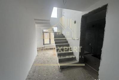 Casă cu 7 camere cu Teren 1654 Mp în Bughea de Jos - 3