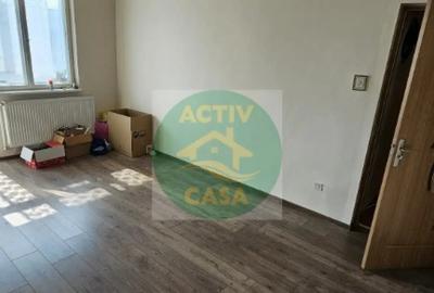Apartament cu 2 camere decomandat în Central - 1