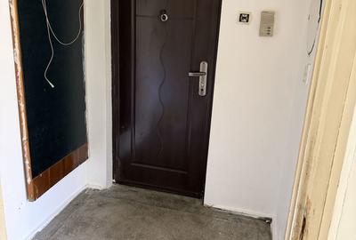 Apartament cu 2 camere în Florilor