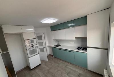 Central Gh.Doja - 3cam, cf1A, 2 bai, 2 vederi,et.7 bl.89, re - 18