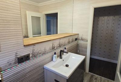 Apartament cu 3 camere în Circumvalațiunii