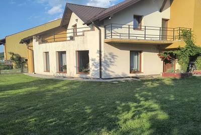 De vanzare proprietate in cartierul Borhanci - 1