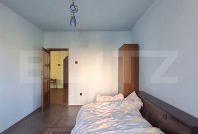 Apartament cu 3 camere semidecomandat în Central - 1