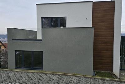 Spațiu comercial, de 635 mp, în Zorilor - 7