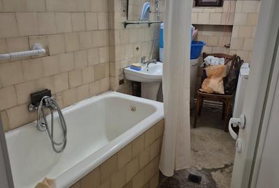 Apartament cu 3 camere decomandat în Magheru - 5