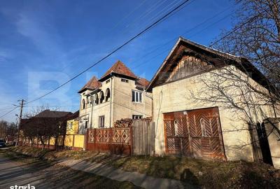 Casă cu 4 camere cu Teren 2500 Mp în Meseșenii de Jos