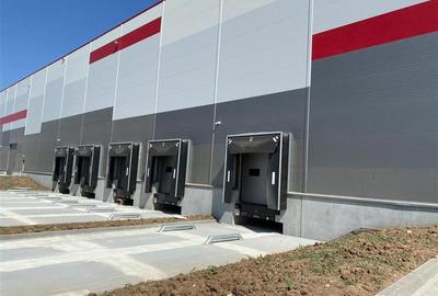 Spațiu industrial, de 2,380 mp, în Central - 3