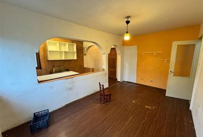 2 camere, zona sud, etaj 3/4, izolat, termopan (necesita renovare) - 5