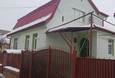 Casă cu 4 camere în Exterior Vest - 3