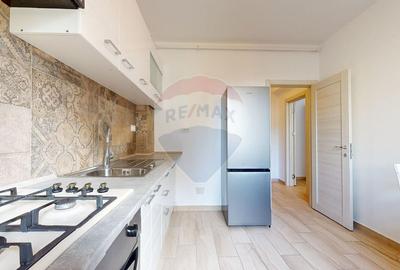 Apartament cu 2 camere decomandat, mobilat în Tractorul - 15