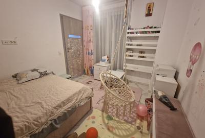 Apartament cu 3 camere, etaj 3/4, zona Pacurari - 7