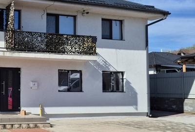 Apartament cu 3 camere în Sâncraiu de Mureș