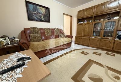 Apartament cu 2 camere semidecomandat, mobilat în Buziașului - 3