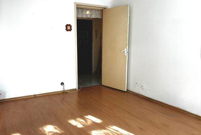 Apartament cu 2 camere semidecomandat, mobilat în Milcov - 2