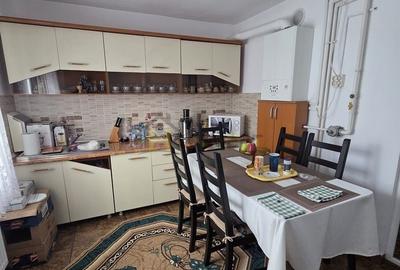 Casă individuală cu 4 camere cu Canalizare în Central - 4