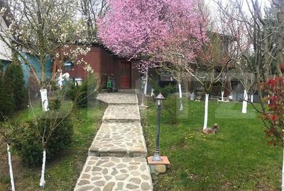 Casă cu 4 camere în Central - 6